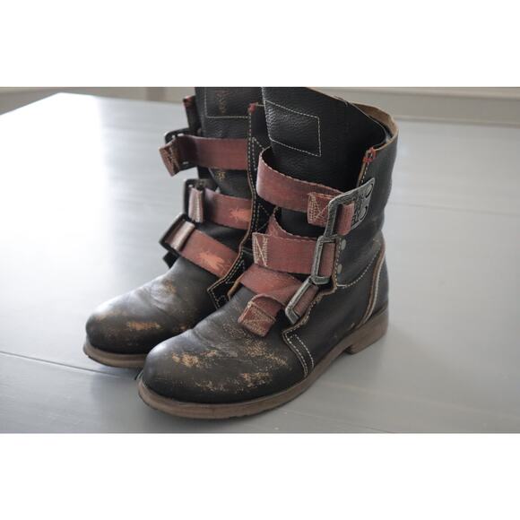 Fly London Stif Buckle Ankle Boots distressed Moto/combat Strappy Size 38 Black - Picture 1 of 8